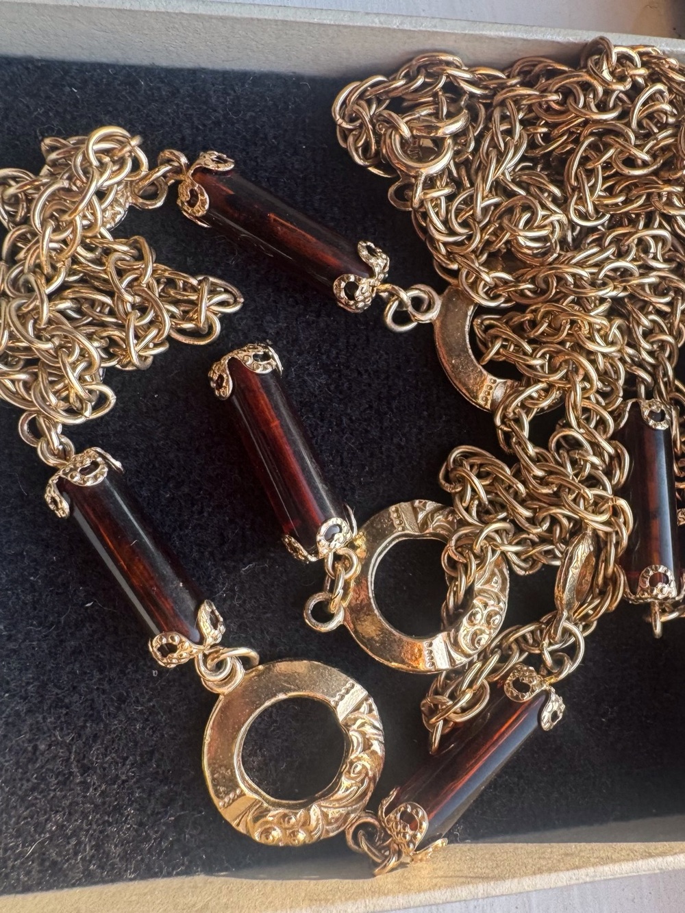 Vintage Sarah Coventry Gold Amber Topaz Necklace